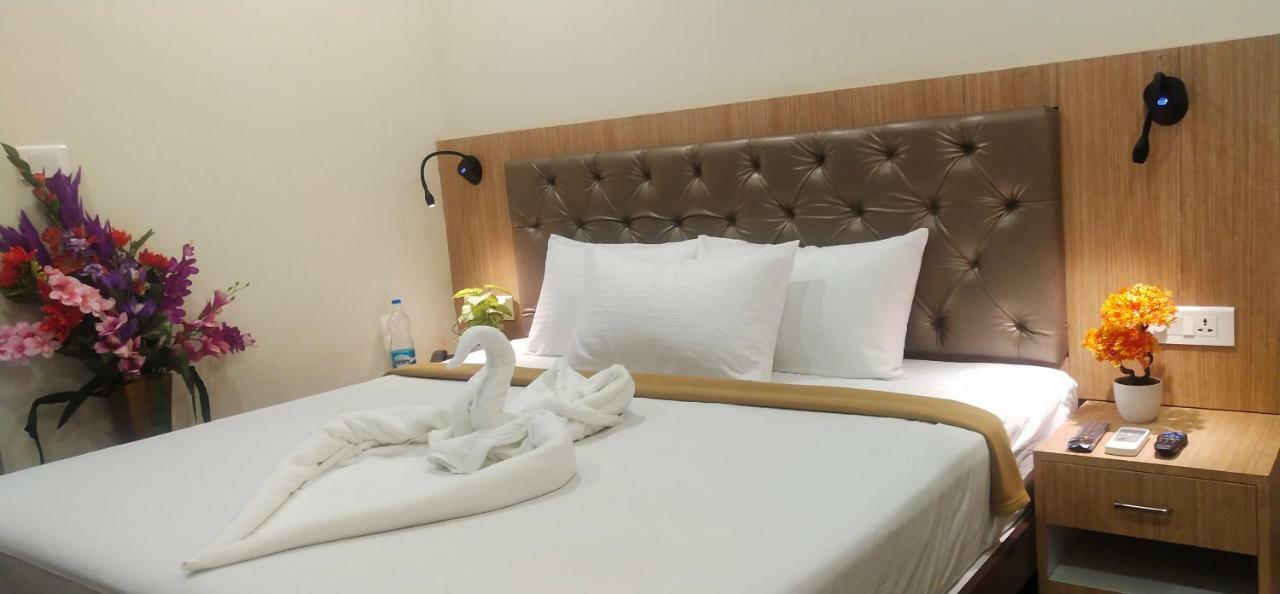 Amutham Residency Hotel Tiruchirappalli Esterno foto