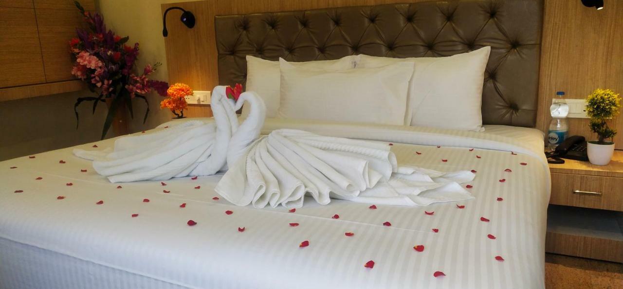Amutham Residency Hotel Tiruchirappalli Esterno foto