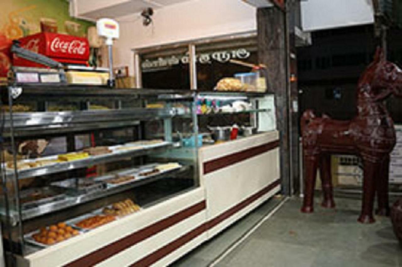 Amutham Residency Hotel Tiruchirappalli Esterno foto